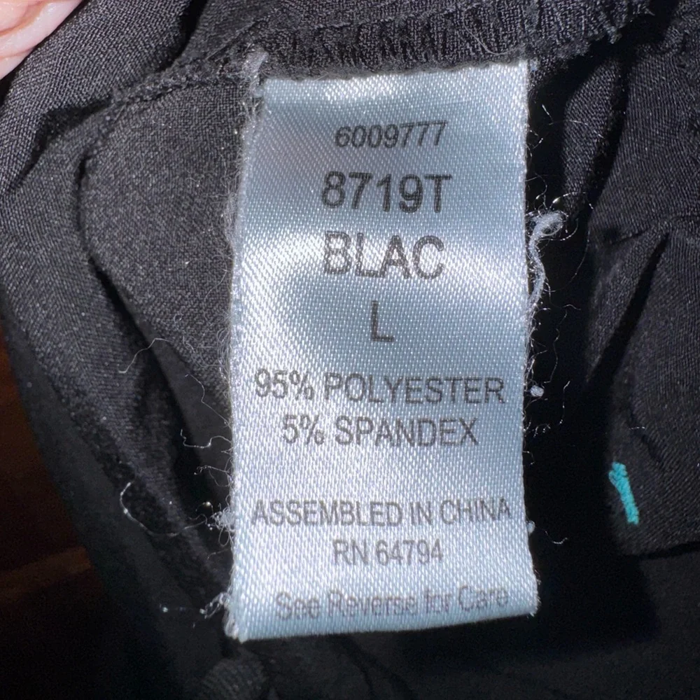 Med Couture Women’s Cargo Scrub Pants - Picture 4 of 8